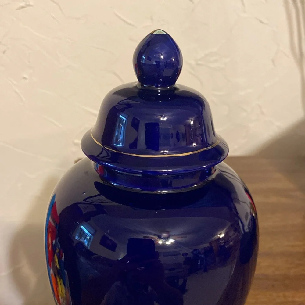 Vintage Japanese Ginger Jar w/ Lid Cobalt Blue with Peacock Bird & Floral 9” - Picture 12 of 15